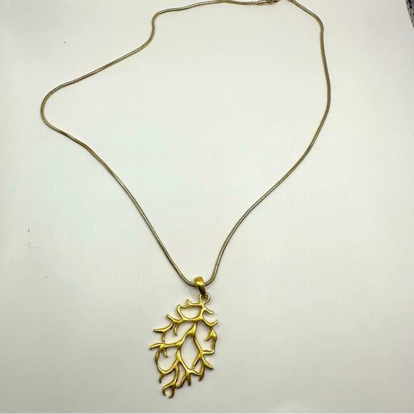 Lia Sophia Branch Out Matte Gold Tone 24KGB Snake Necklace - Picture 2 of 11